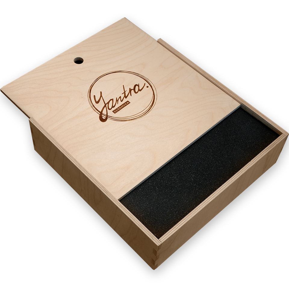 Подарочная коробка