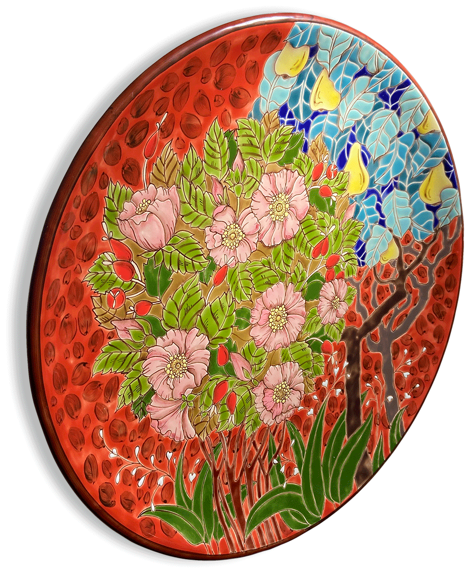 Тарелка Груша с шиповником