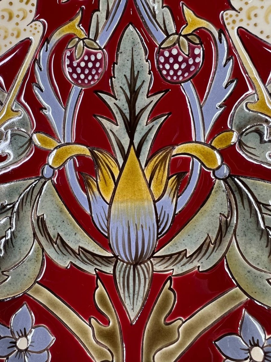 Тарелка Земляничный воришка